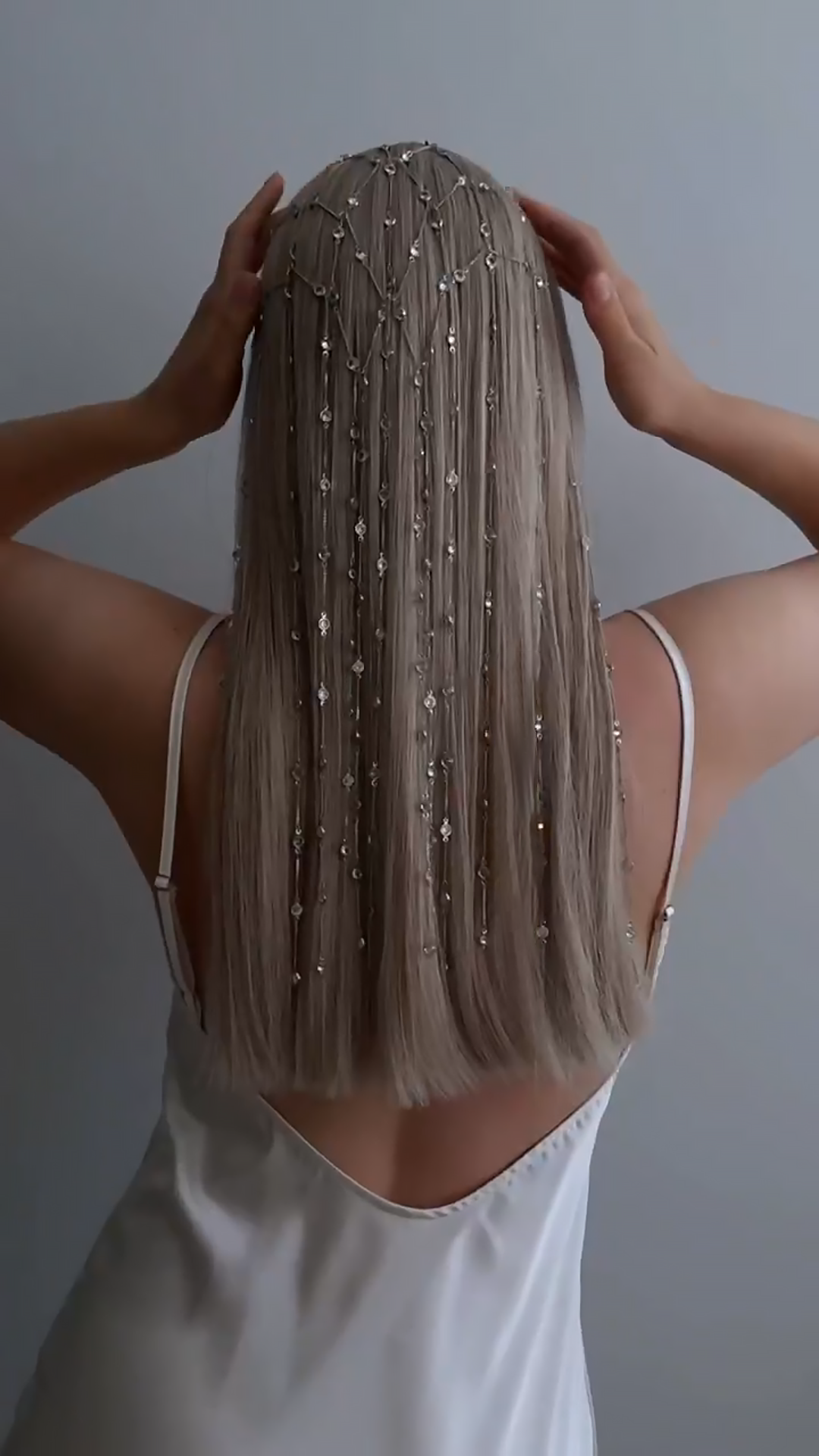 Sea Wave Disc Jewel Veil