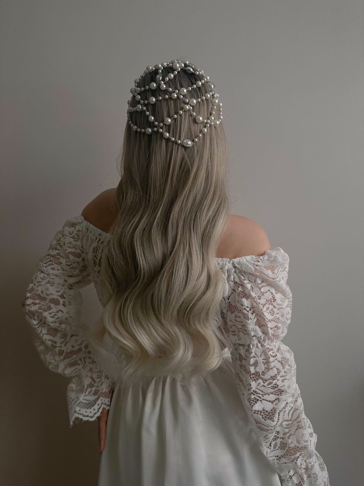 Elegant Roman Pearl Bead Net Tassel Veil