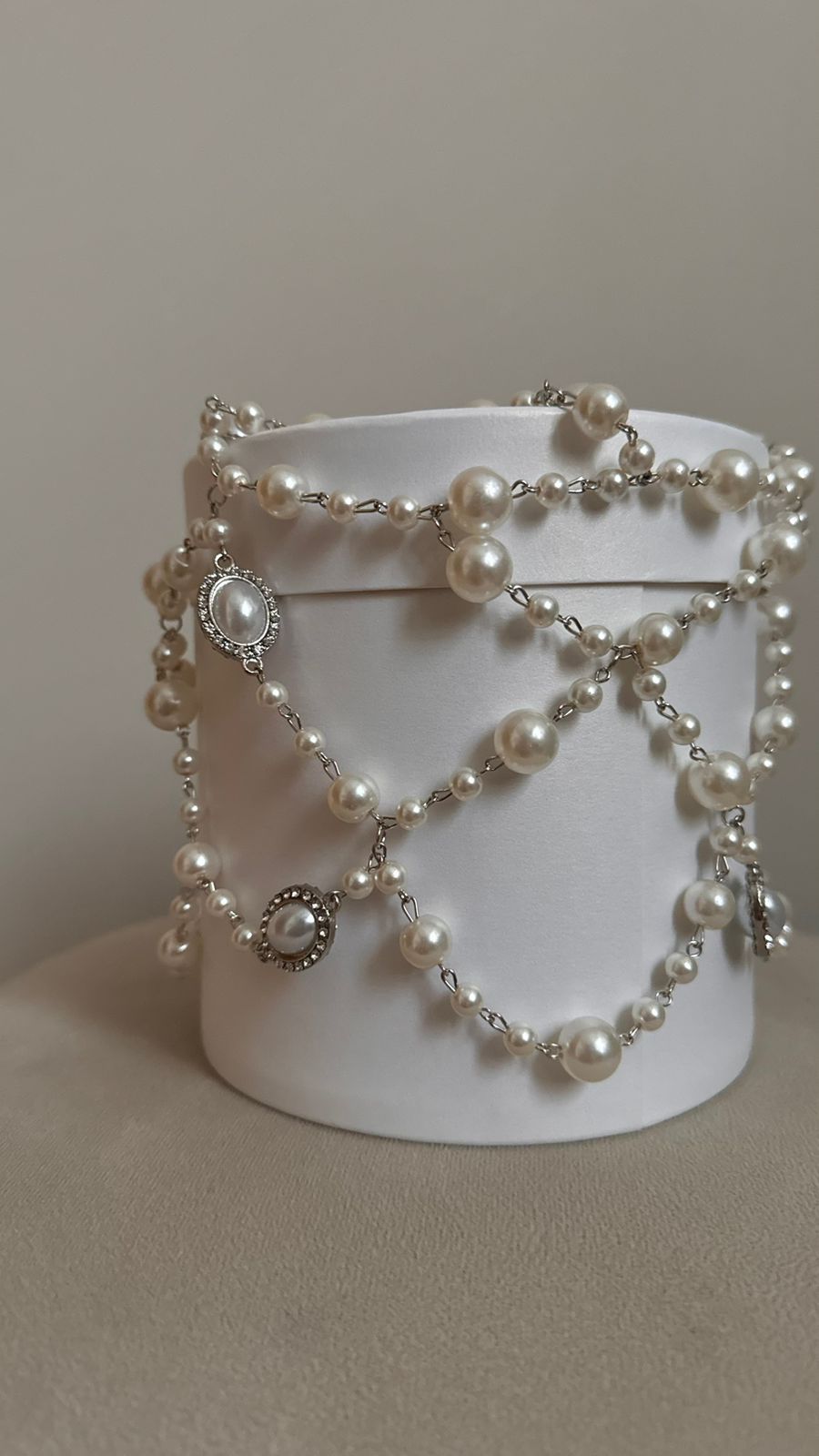 Elegant Roman Pearl Bead Net Tassel Veil