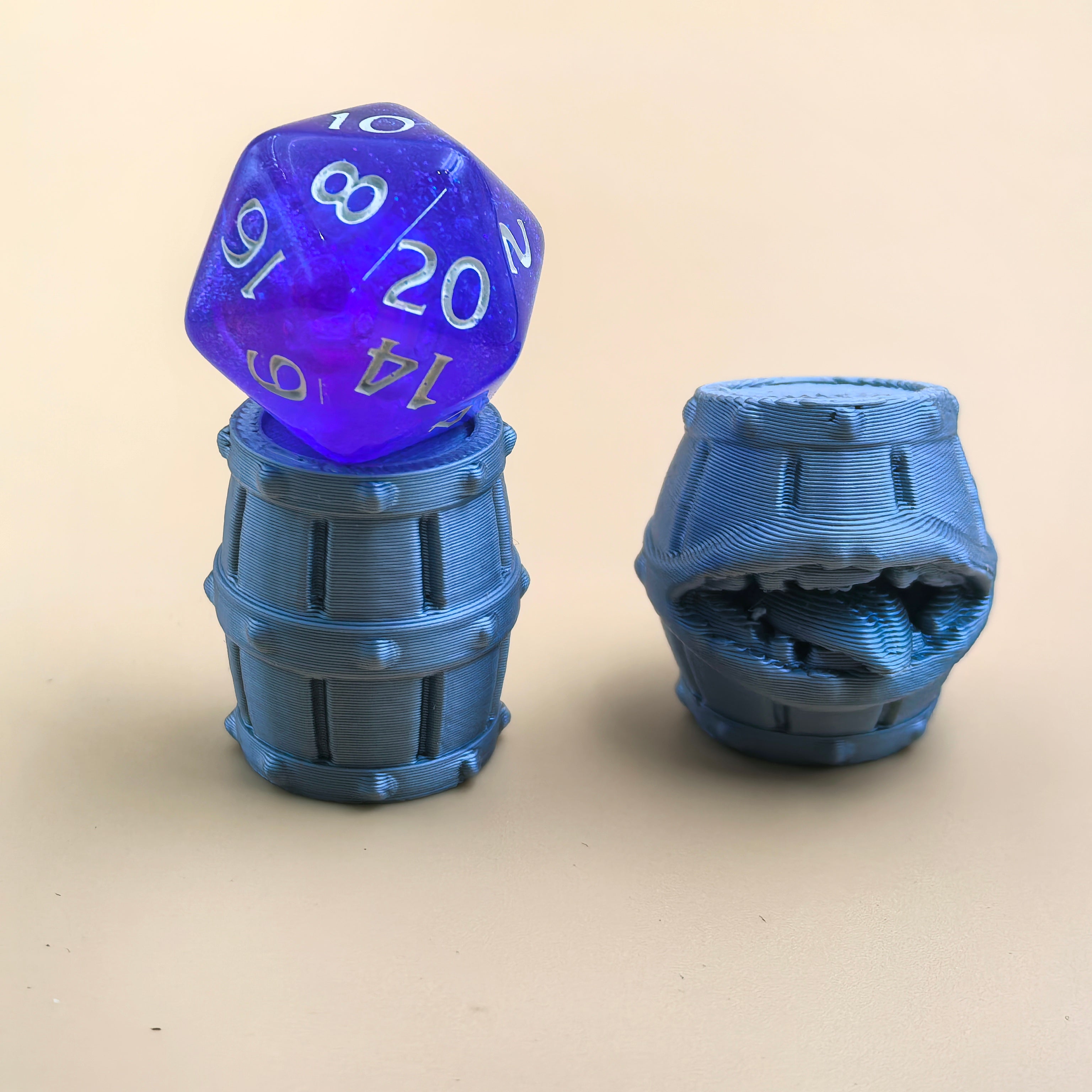 Barrell and mimic dungeon and dragon miniature