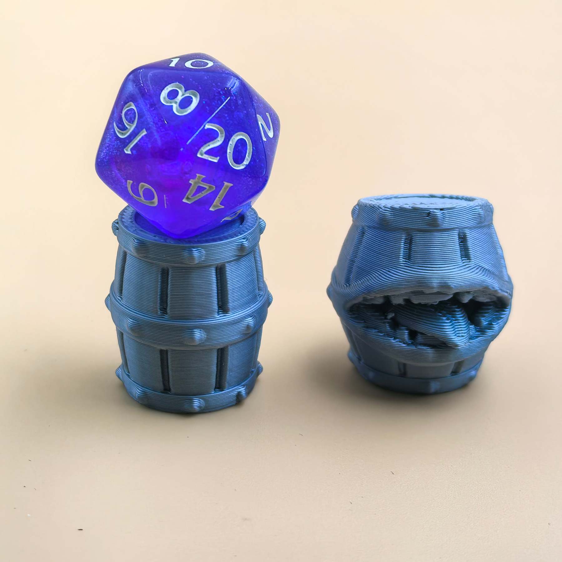 Barrell and mimic dungeon and dragon miniature