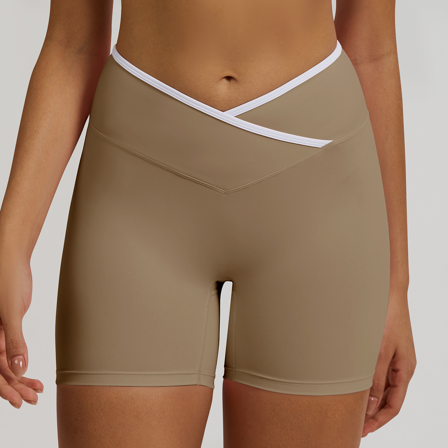 Vibecurve®Contrast Color Crossover High Waist Shorts