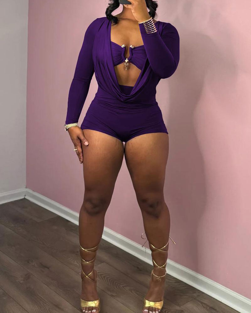 🔥Vibecurve®Women's Basic Solid Color Metal Decor Cut Out Romper