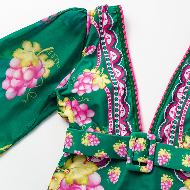 Vibecurve® Long-sleeved Retro Green Grapes Print One Piece Swimsuit and Skirt