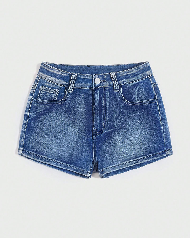 Vibecurve® Grunge Punk Women's Embroidered Pocket Casual Denim Shorts