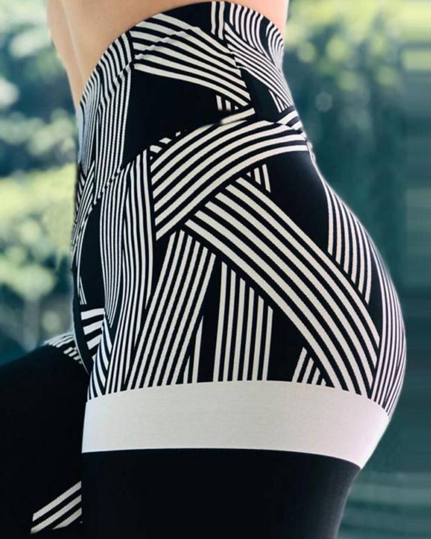 Vibecurve® Line Printed Yoga Pants
