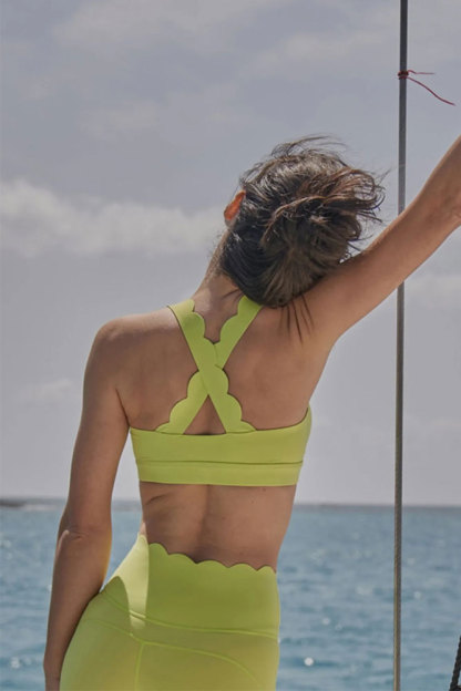 Vibecurve® Comfortable And Breathable Padded Push-Up Sports Top For Running, Fitness Training And Yoga