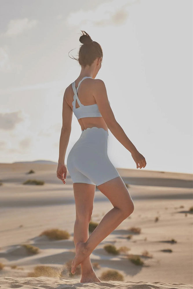 Vibecurve® Comfortable And Breathable Padded Push-Up Sports Top For Running, Fitness Training And Yoga