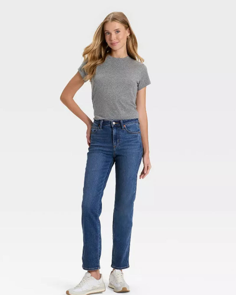 Vibecurve® Women's High-Rise Straight Jeans