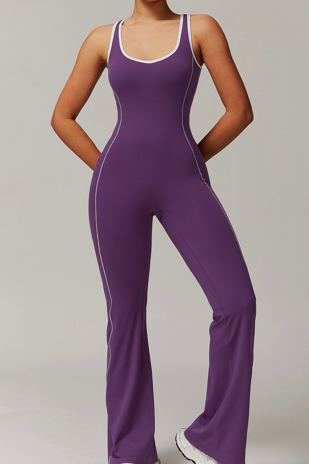 Vibecurve® Cutout Back Contrast Piping Flare Jumpsuit