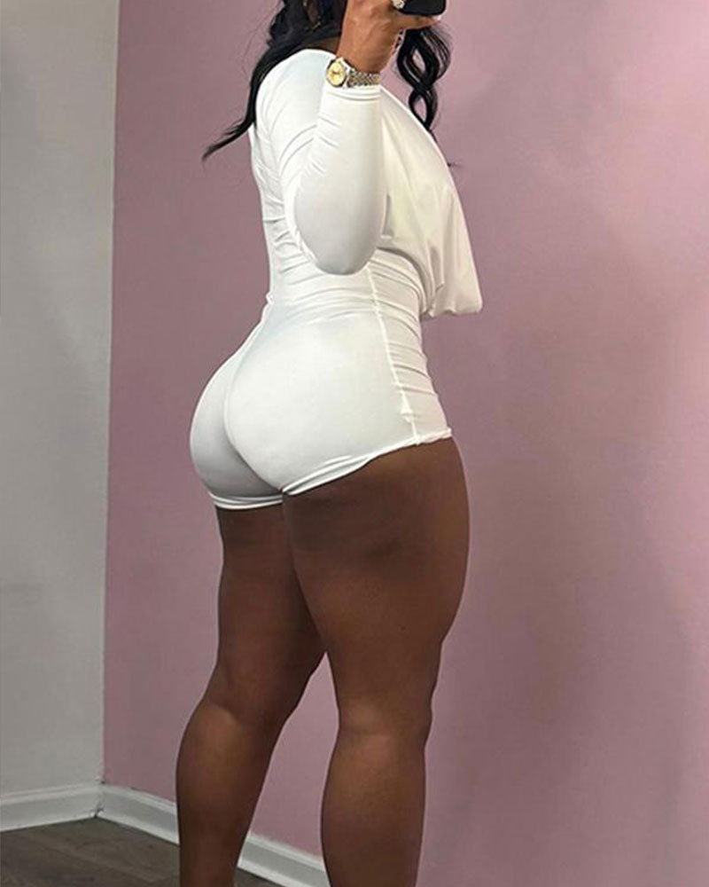 🔥Vibecurve®Women's Basic Solid Color Metal Decor Cut Out Romper