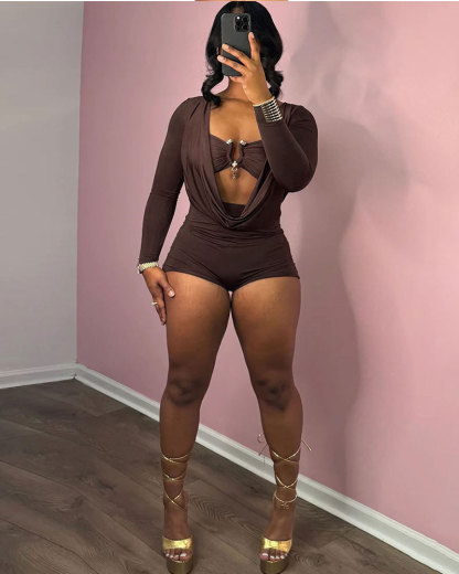 🔥Vibecurve®Women's Basic Solid Color Metal Decor Cut Out Romper