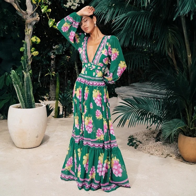 Vibecurve® Long-sleeved Retro Green Grapes Print One Piece Swimsuit and Skirt