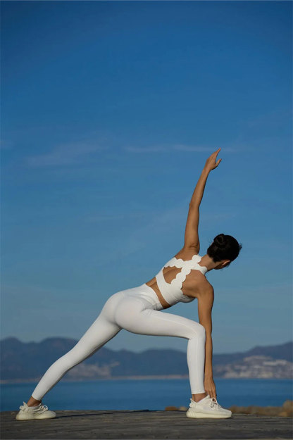 Vibecurve® Cross Backless High Elastic Thin Fit Comfortable Elegant Sports Vest Top Yoga Wear Bra