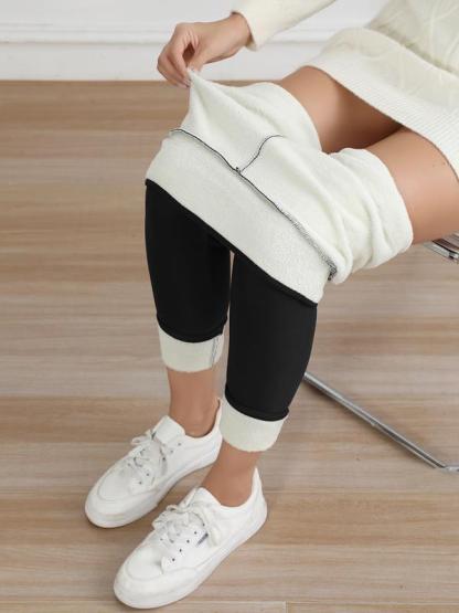 High Waist Thermal Fleece Leggings – Warm, Soft & Comfy for Winter