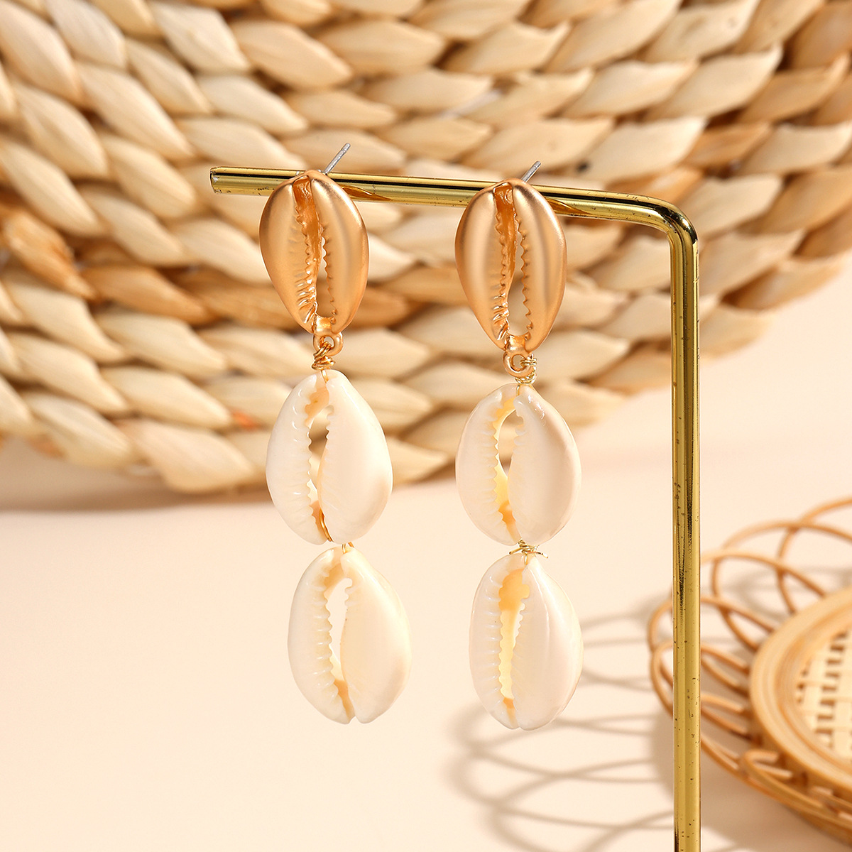 Vibecurve® Ocean Series Pearl Shell Earrings