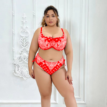 [Copy]Vibecurve®  Plus Size Solid Color Pleat Beach Bra And Floral Print Bikini Set With Cover Up Blue