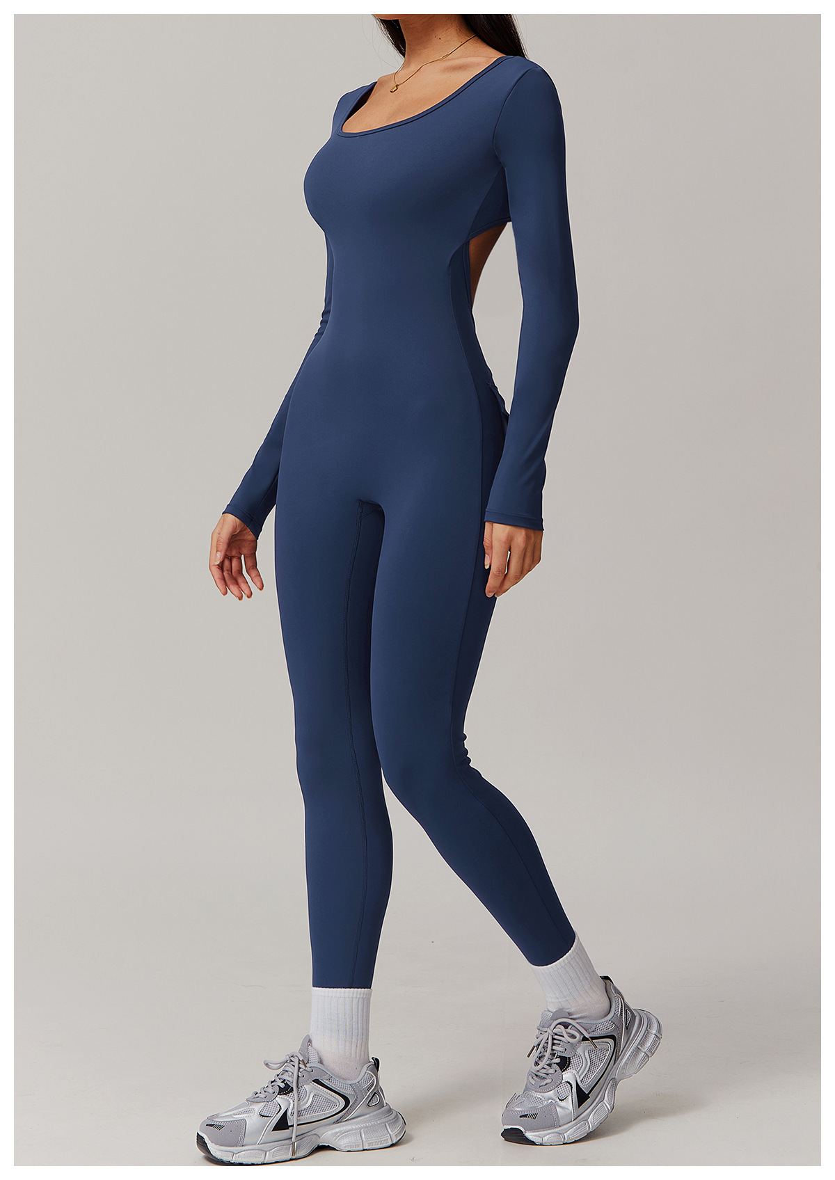 Vibecurve® V-Scrunched Back Long Sleeve One-Piece Suit