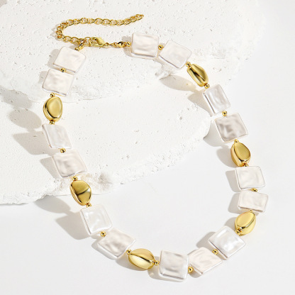 Vibecurve® Light Luxury Baroque Pearl Necklace