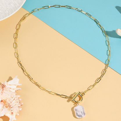 Vibecurve® Light Luxury Baroque Pearl Necklace