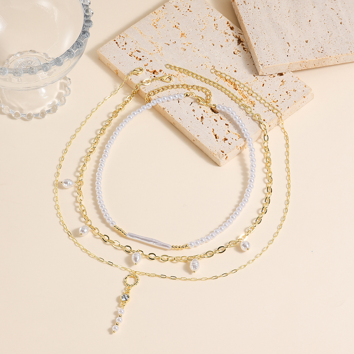 Vibecurve® Light Luxury Baroque Pearl Necklace