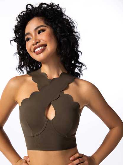 Vibecurve® Cross Backless High Elastic Thin Fit Comfortable Elegant Sports Vest Top Yoga Wear Bra