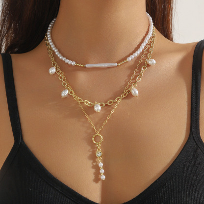 Vibecurve® Light Luxury Baroque Pearl Necklace