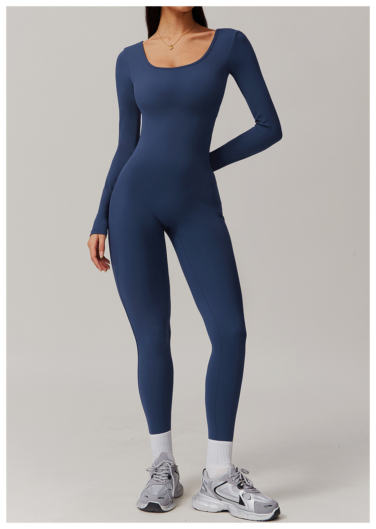 Vibecurve® V-Scrunched Back Long Sleeve One-Piece Suit
