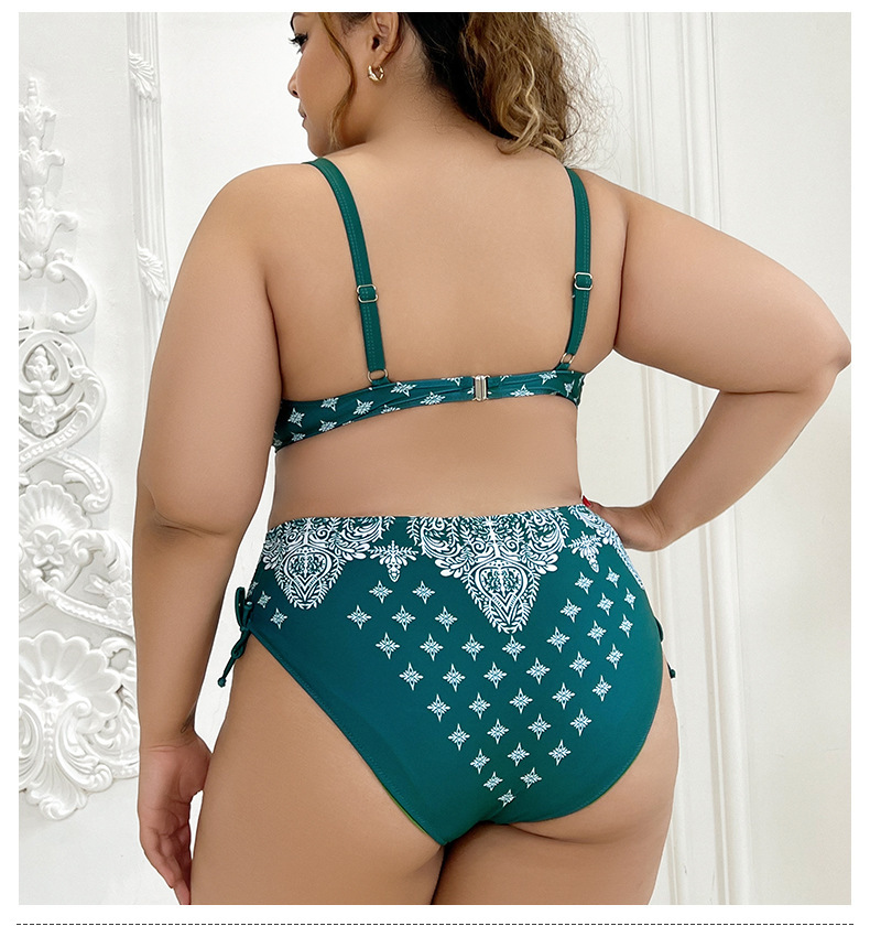 [Copy]Vibecurve®  Plus Size Solid Color Pleat Beach Bra And Floral Print Bikini Set With Cover Up Blue