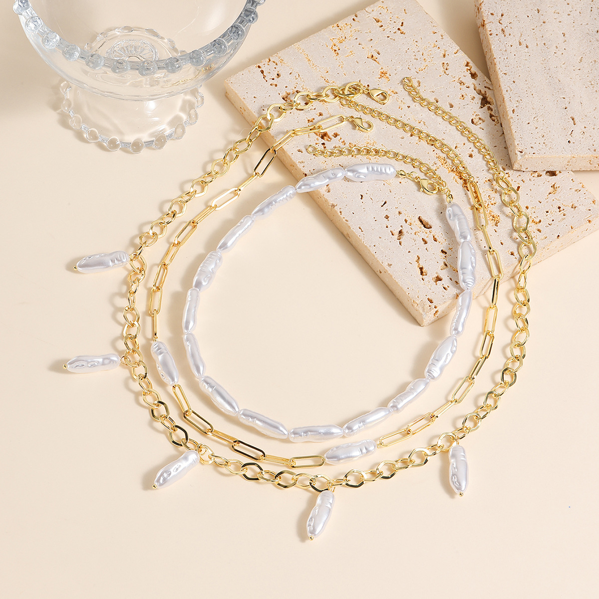 Vibecurve® Light Luxury Baroque Pearl Necklace