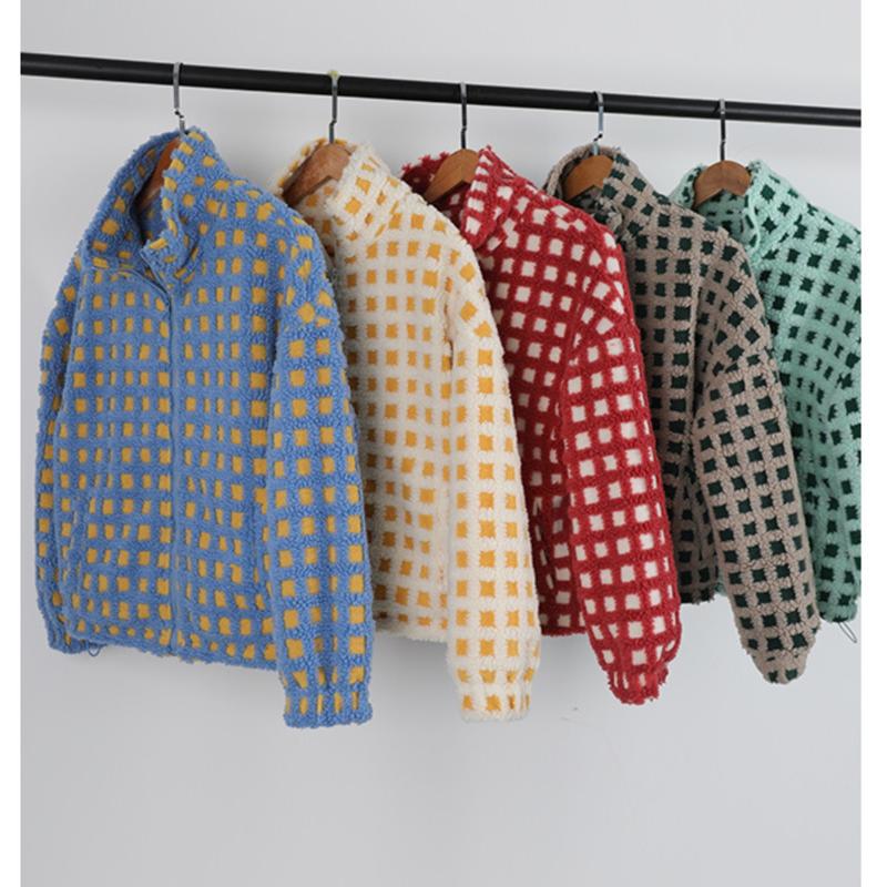 Vibecurve® Winter Fleece Jacket Plaid Fleece Warm Coat Long-sleeve Zippered Sherpa Jacket with Pockets