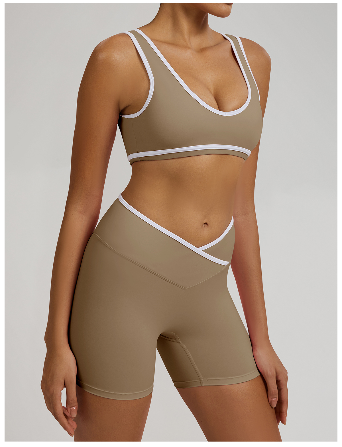 Vibecurve®Contrast Color Crossover High Waist Shorts