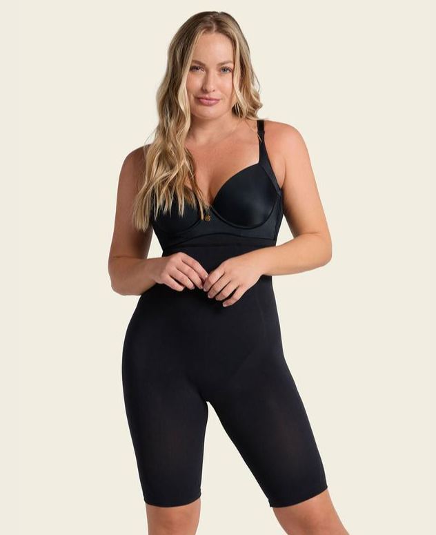 Vibecurve®Invisible Extra High-Waisted Shaper Short 