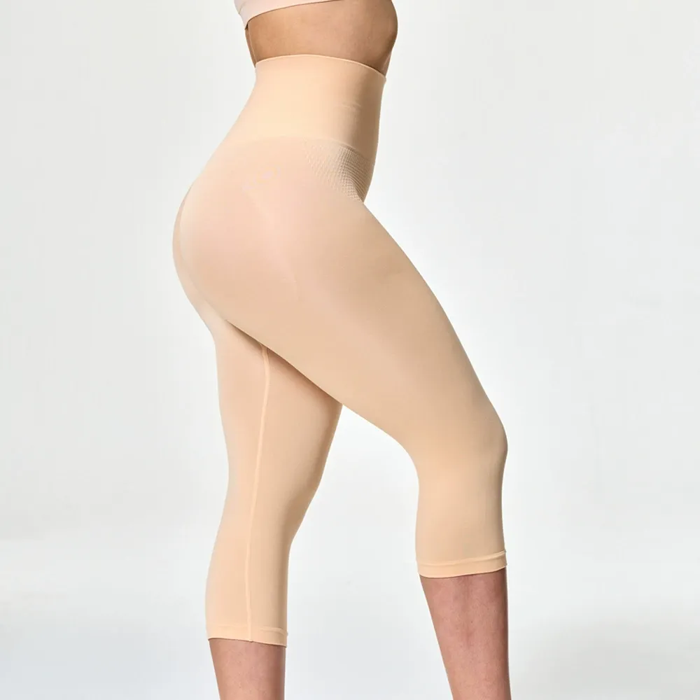 Vibecurve®3/4 Length Shaping Shorts