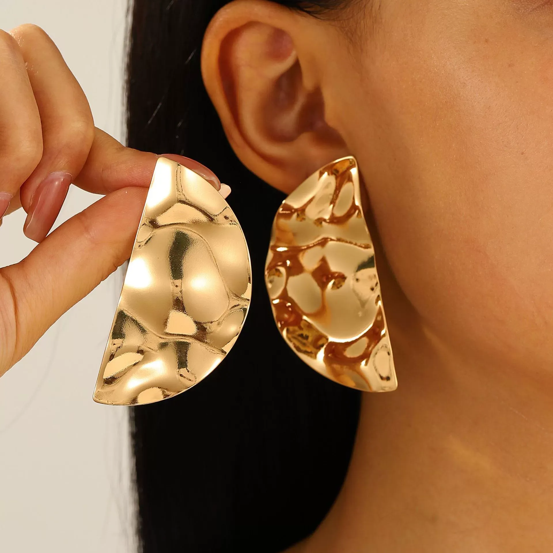 Vibecurve® Ocean Series Pearl Shell Earrings