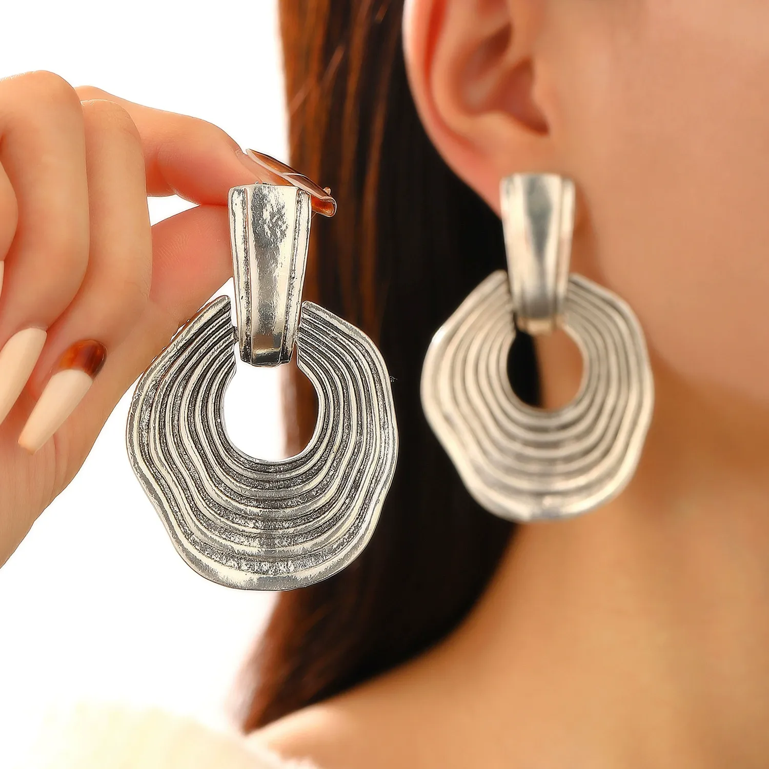 Vibecurve® Ocean Series Pearl Shell Earrings