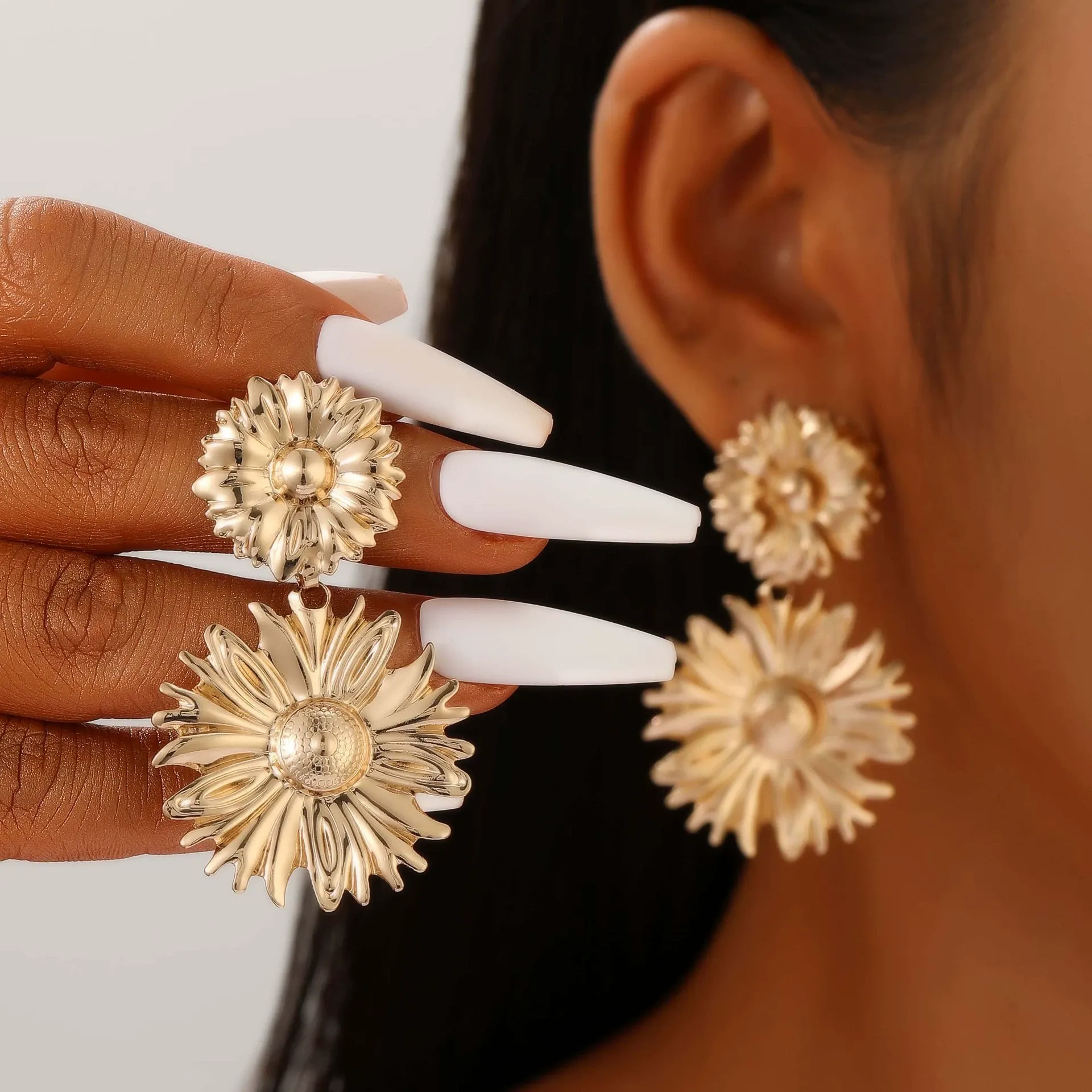 Vibecurve® Ocean Series Pearl Shell Earrings