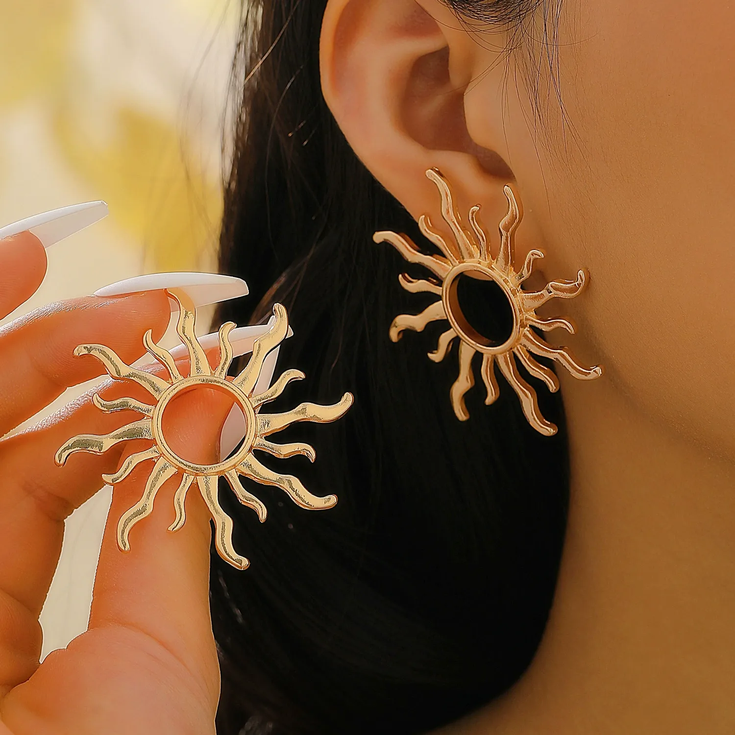 Vibecurve® Ocean Series Pearl Shell Earrings