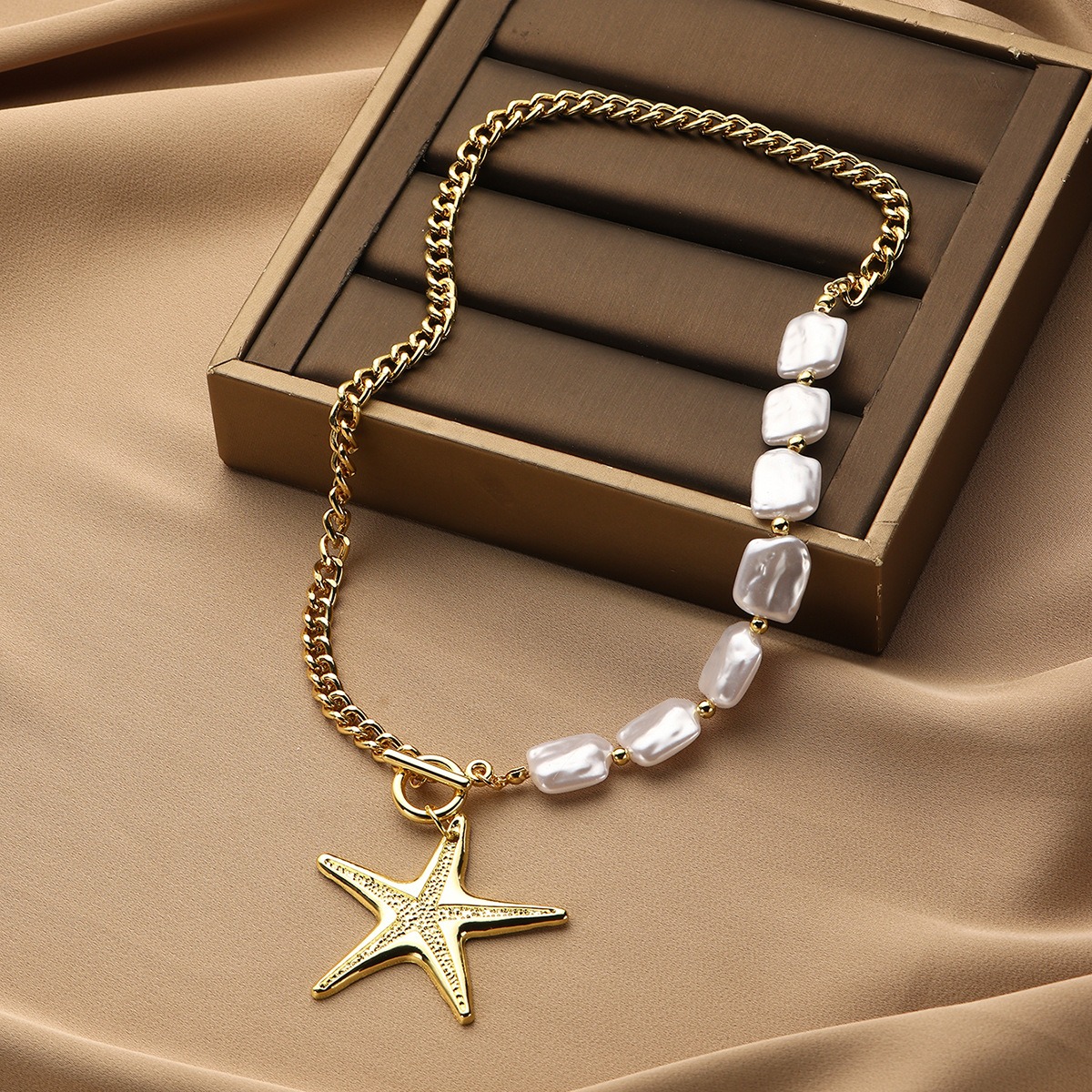 Vibecurve® Ocean Style Shell Necklace