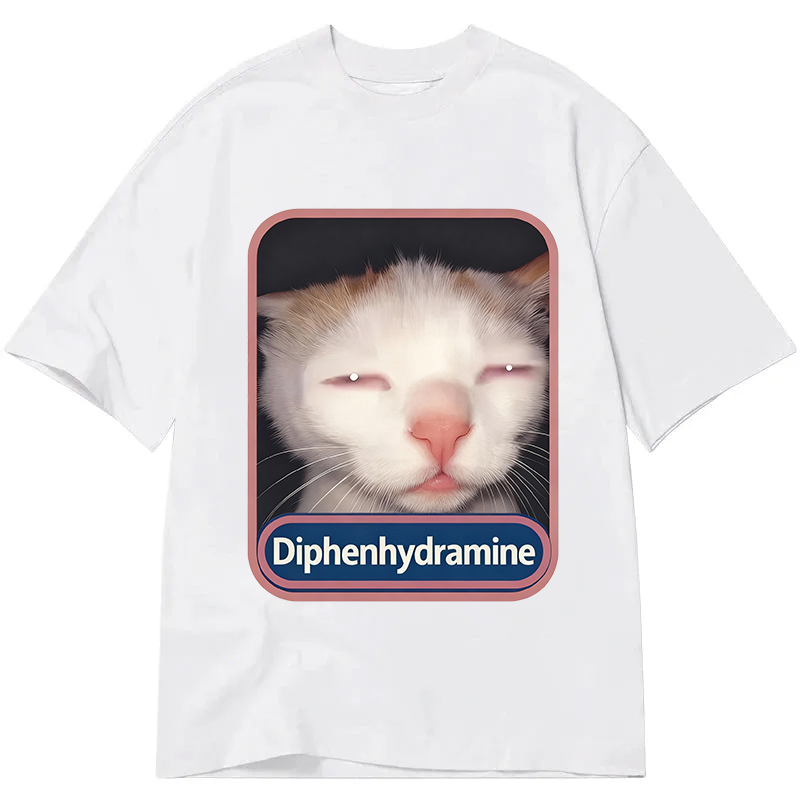 Tokyocanvas diphenhydramine Cat Meme Classic T-Shirt
