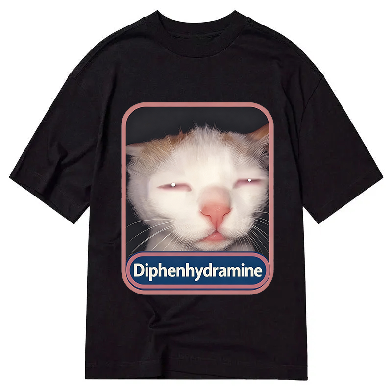 Tokyocanvas diphenhydramine Cat Meme Classic T-Shirt
