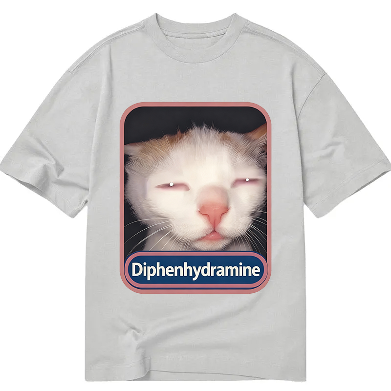 Tokyocanvas diphenhydramine Cat Meme Classic T-Shirt