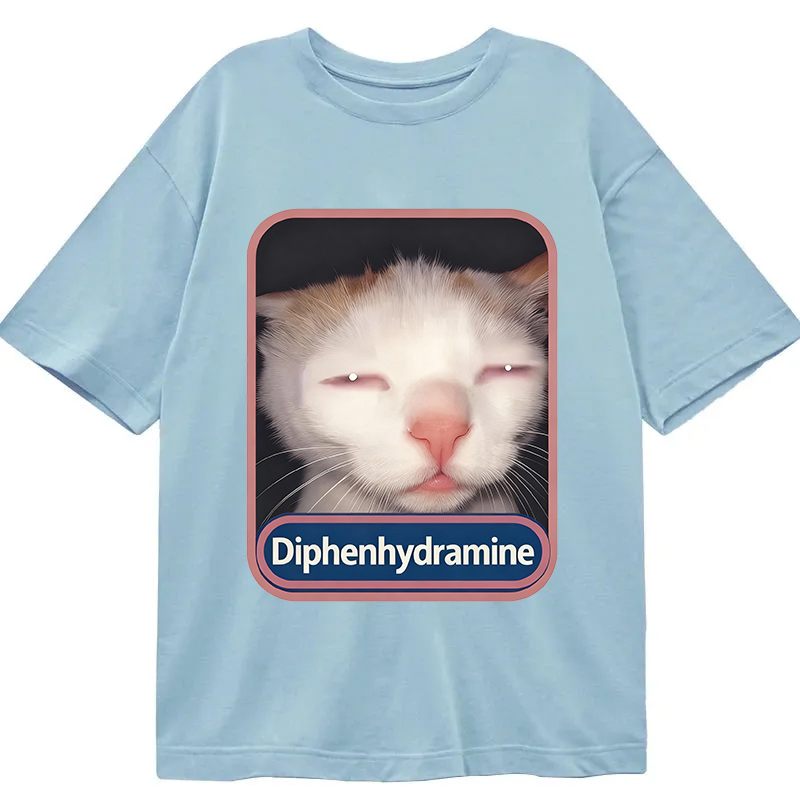 Tokyocanvas diphenhydramine Cat Meme Classic T-Shirt