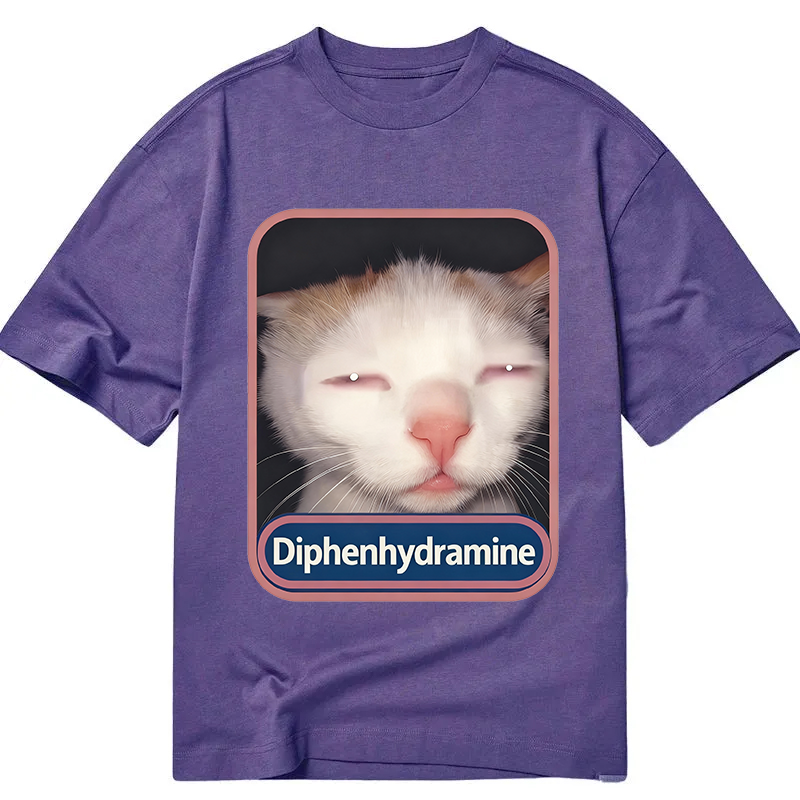 Tokyocanvas diphenhydramine Cat Meme Classic T-Shirt
