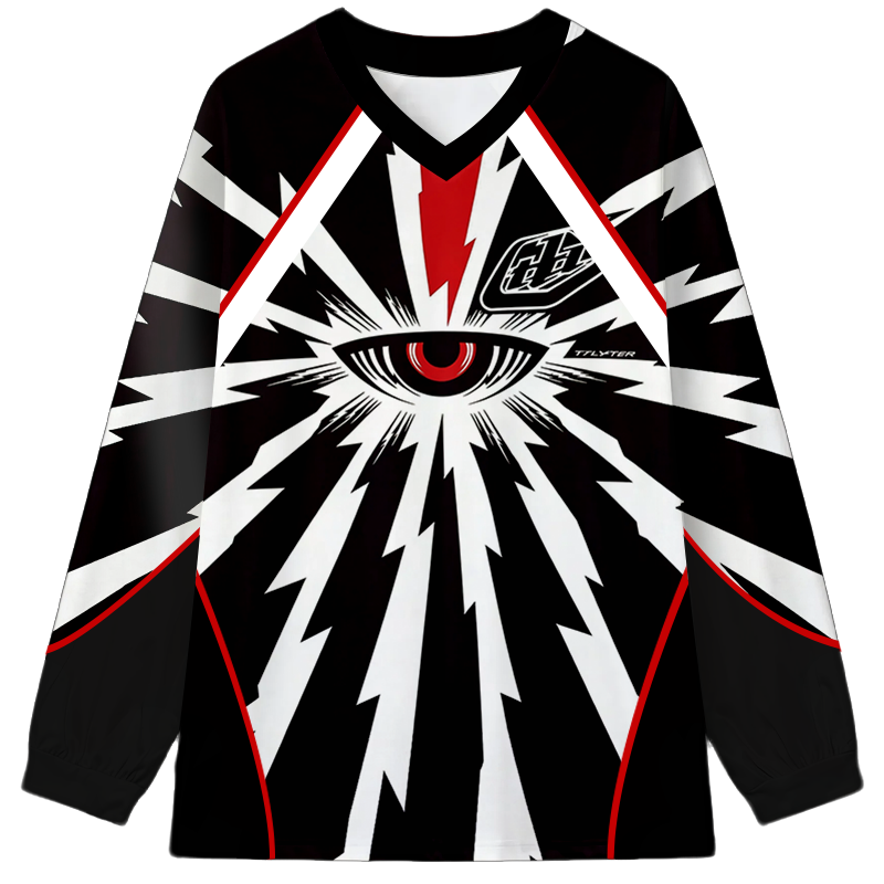 Tokyocanvas Red Eye Long Sleeve Graphic Print T-Shirt