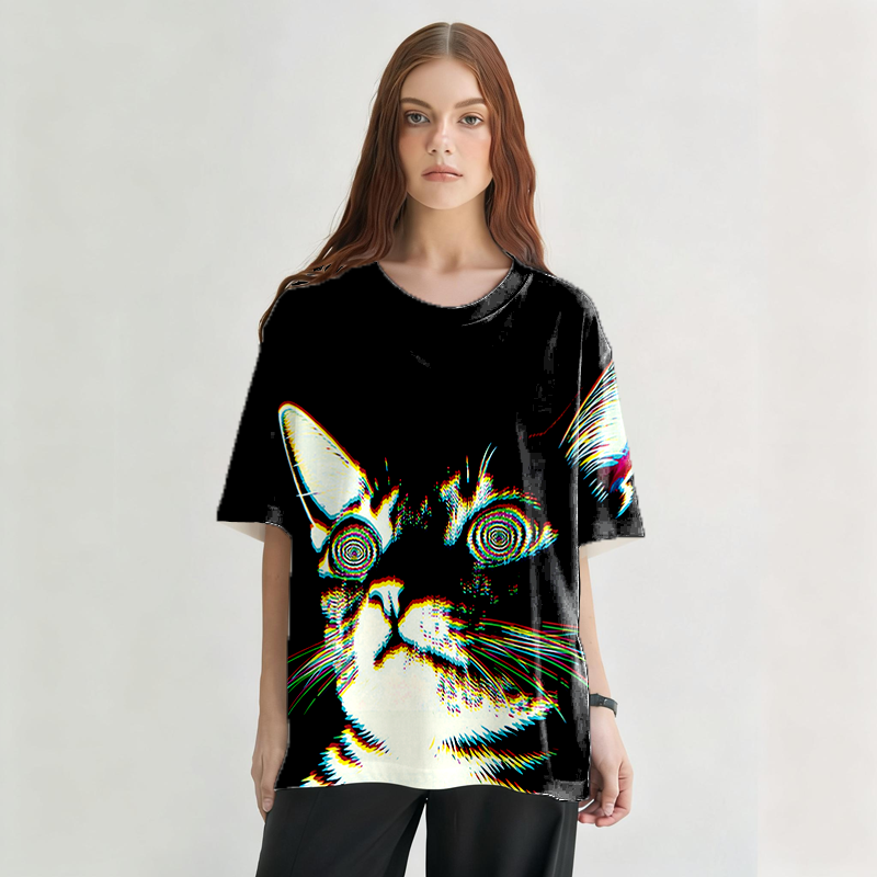 Tokyocanvas Psychedelic Cat Graphic Print T-shirt