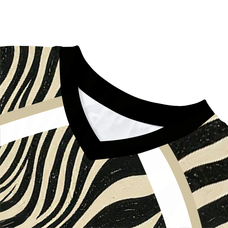 Tokyocanvas Modern Black Cat Long Sleeve Graphic Print T-Shirt