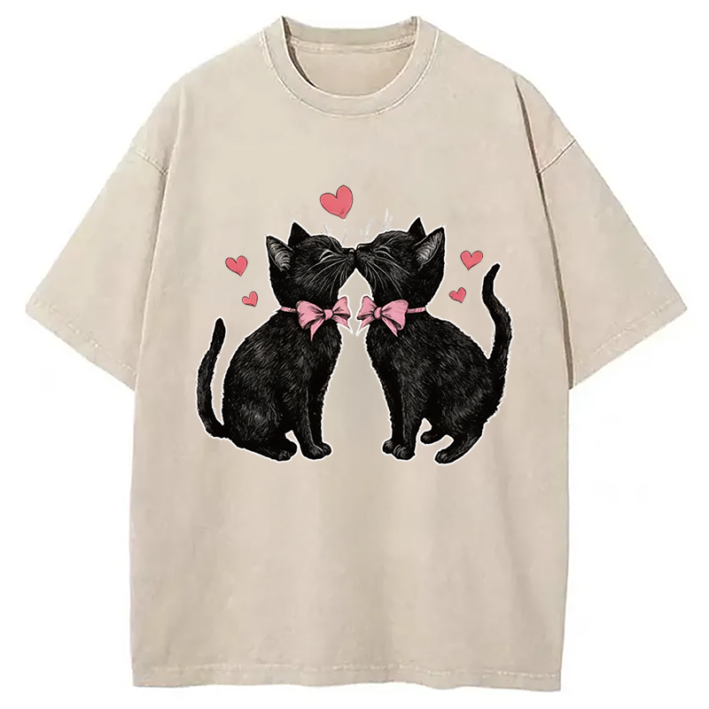 Tokyocanvas Cute Kissing Cat Washed T-Shirt