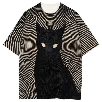 Tokyocanvas Mysterious Black Cat Graphic Print T-shirt
