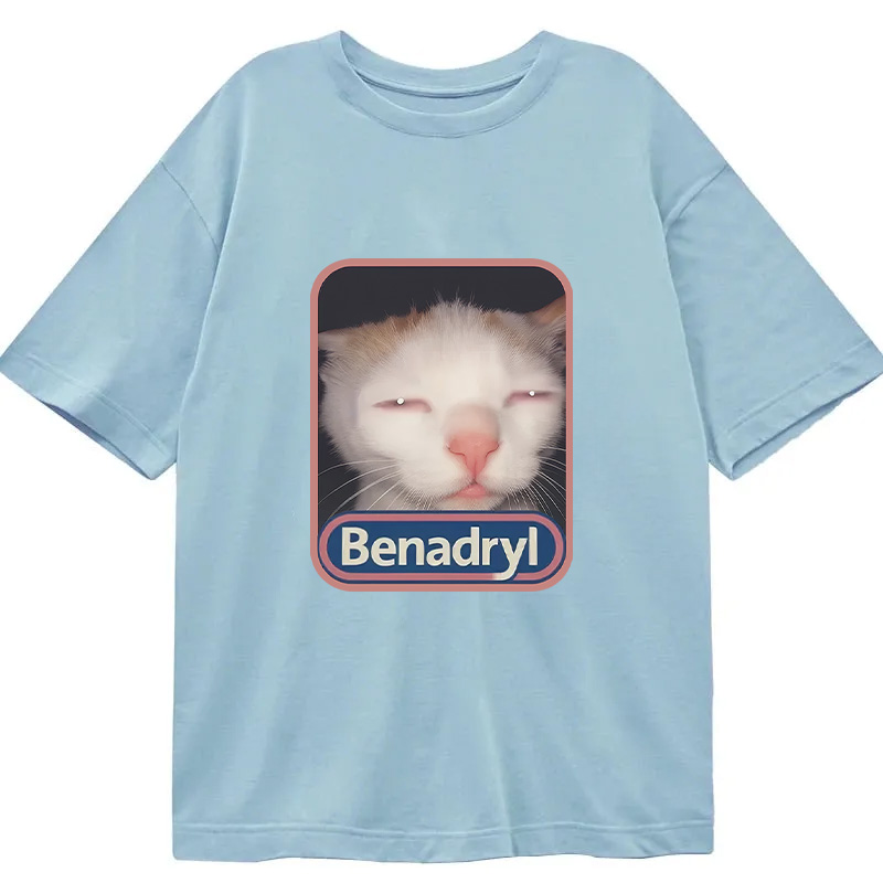 Tokyocanvas Benadryl Cat Meme Classic T-Shirt